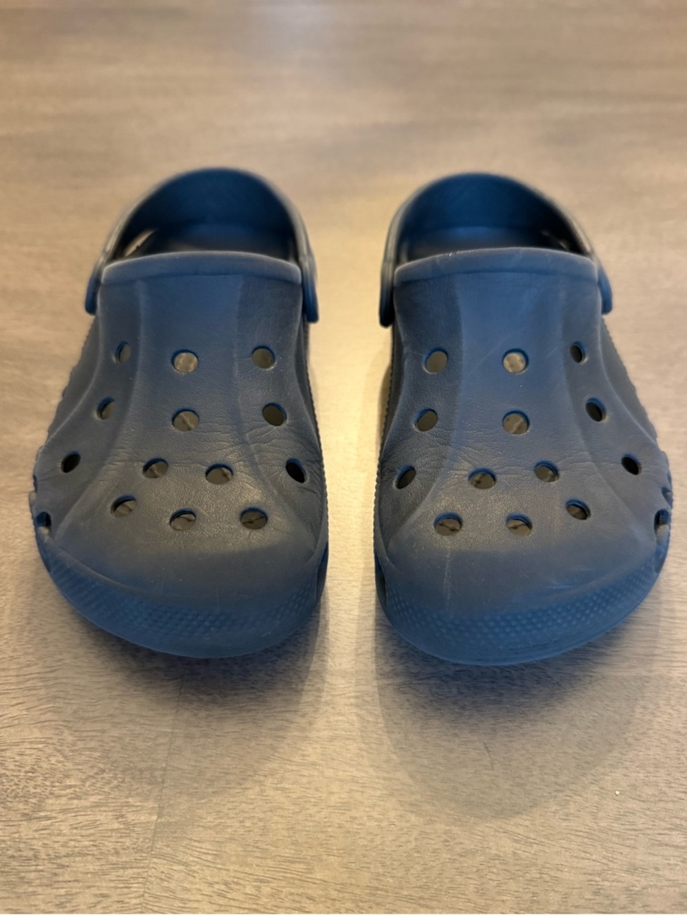 Crocs Kids Black Comfort Clogs - Lightweight Slip-On Size 1